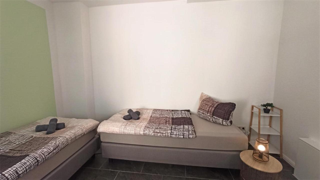 Apartment Fuer Bis Zu 7 Personen Mit Balkon هالبيرشتادت المظهر الخارجي الصورة