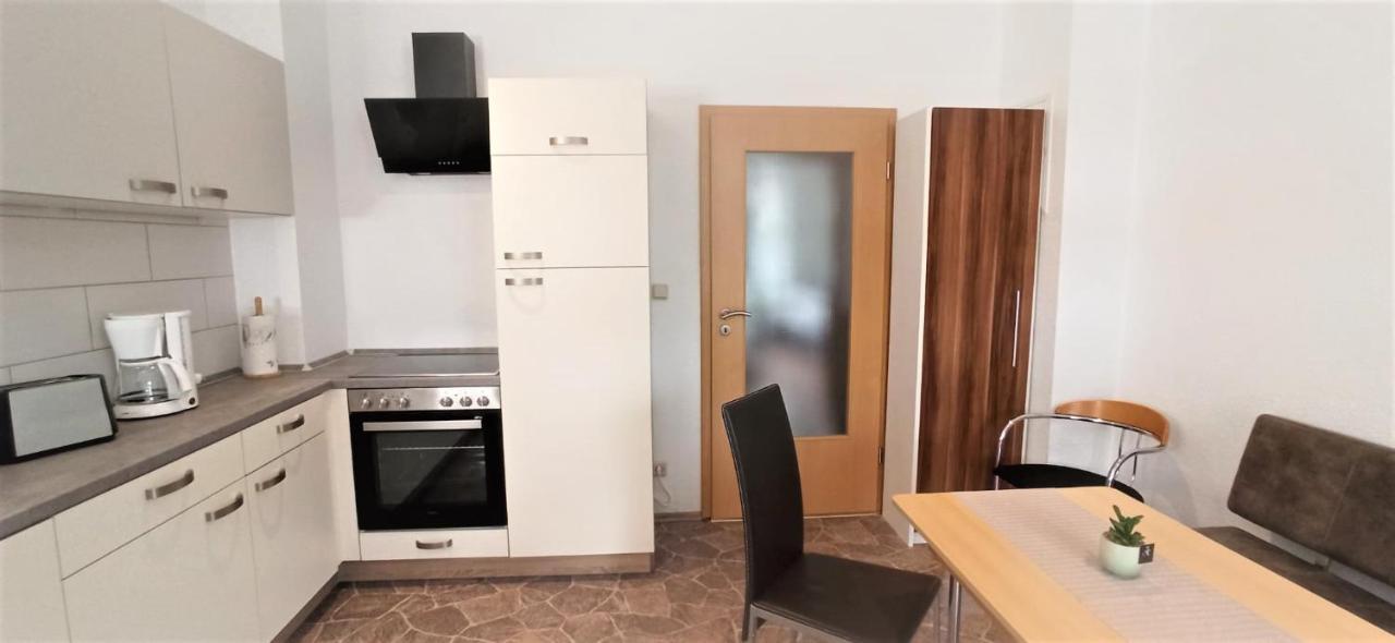 Apartment Fuer Bis Zu 7 Personen Mit Balkon هالبيرشتادت المظهر الخارجي الصورة